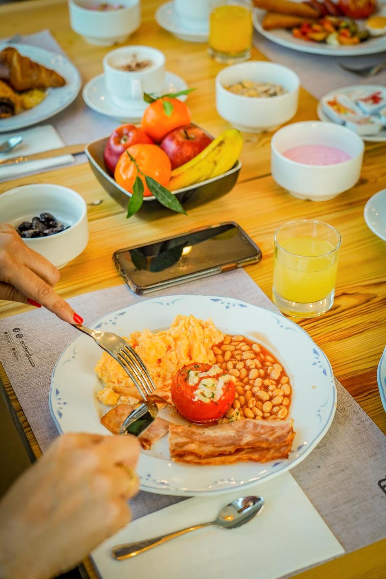 Tent 료렛 드 마르 외부 사진